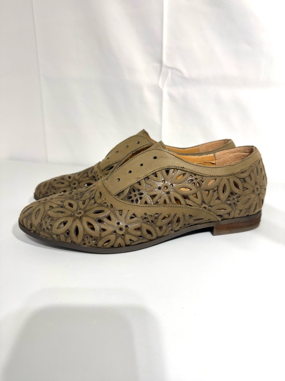 Ralph Lauren Denim & Supply Laser Cut Leather Oxfords Size‎ 6